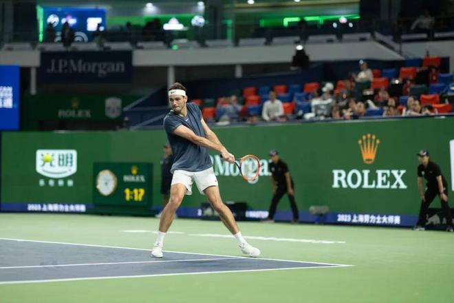 的比赛氛围 的比赛氛围