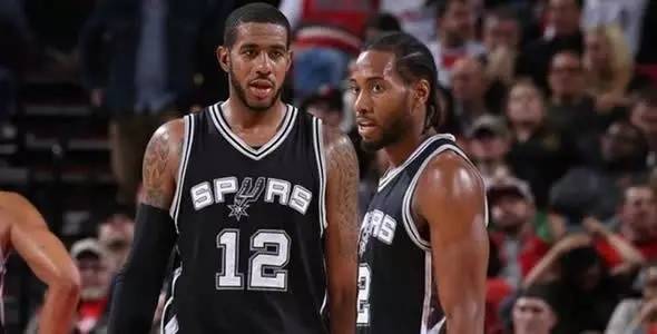 人士的一致 人士的一致